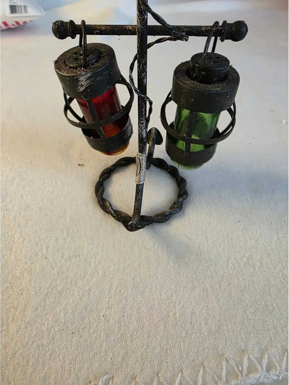 Vintage Manco Lantern Salt & Pepper Shakers Red Green Glass Metal Stand
